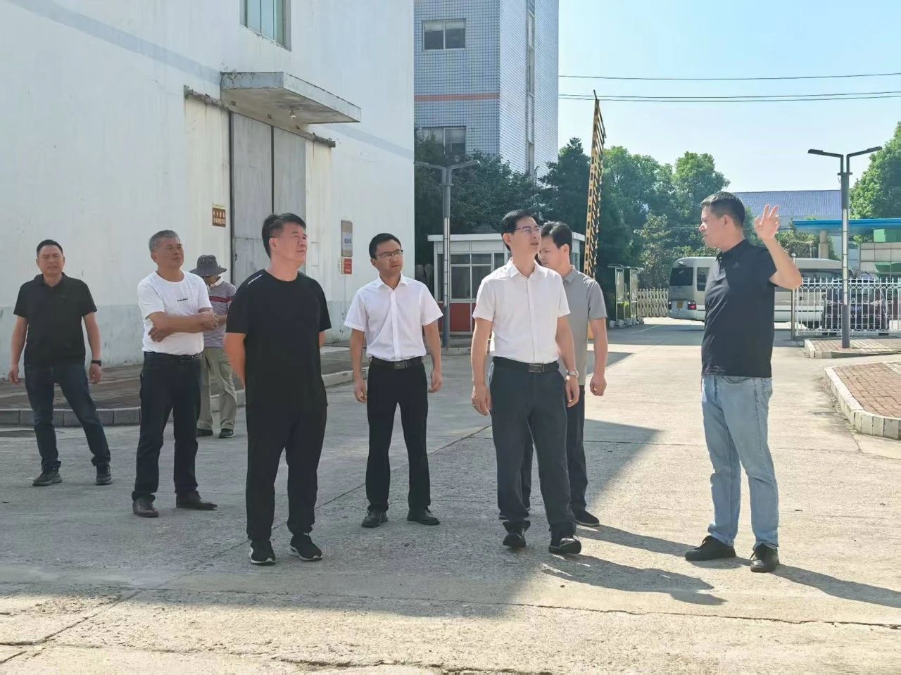 海峽兩岸中小企業(yè)聯(lián)合促進會走進益陽茶廠有限公司